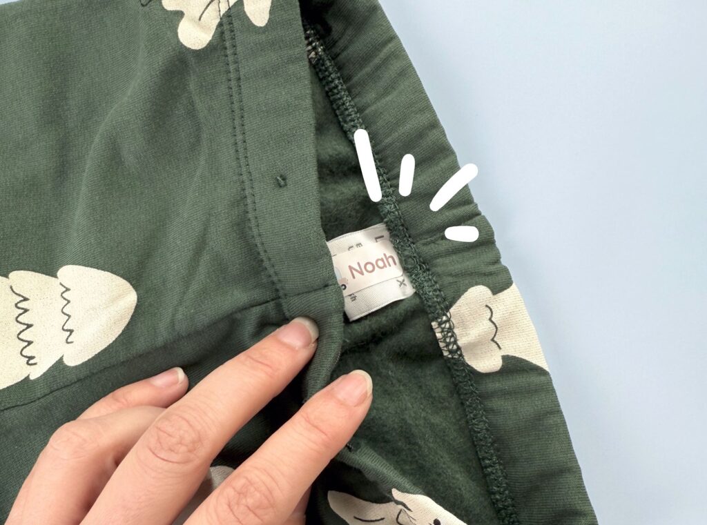 Navnelapp på grønnn bokse